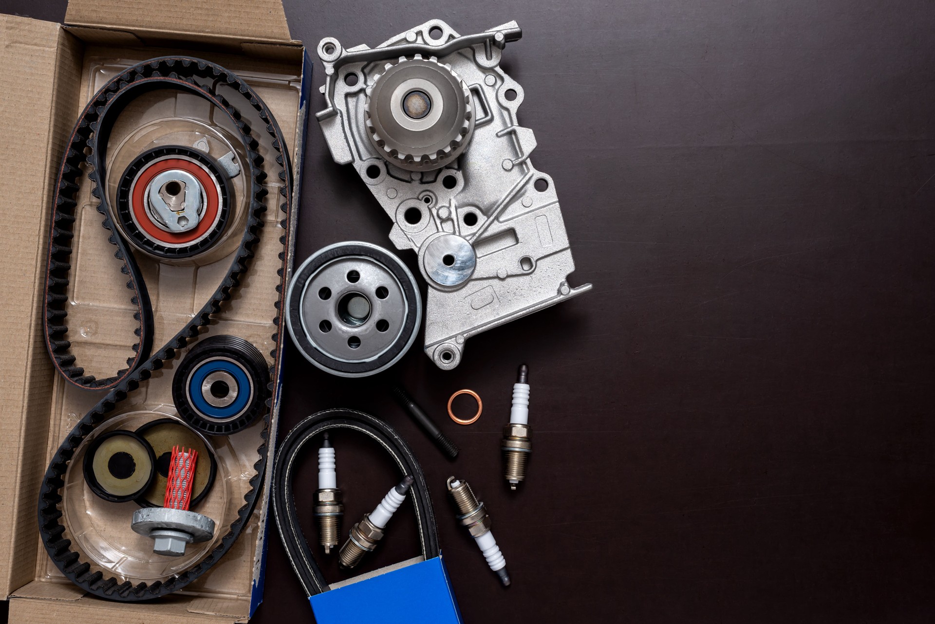 Various spare parts for the car